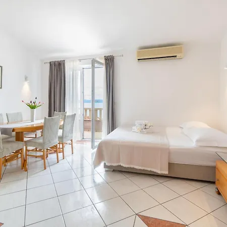 Apartment Branka Makarska