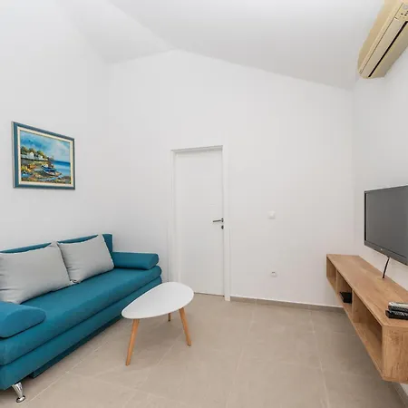 Apartament Branka *
